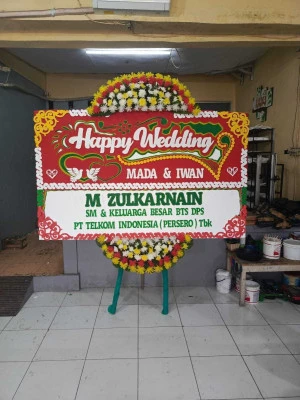 Papan Bunga di Pelindung Hewan Astana Anyar